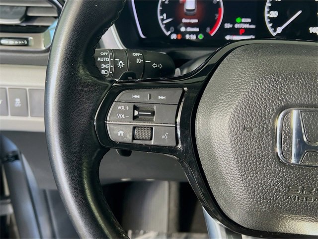 Used 2024 Honda Pilot EX-L image 16