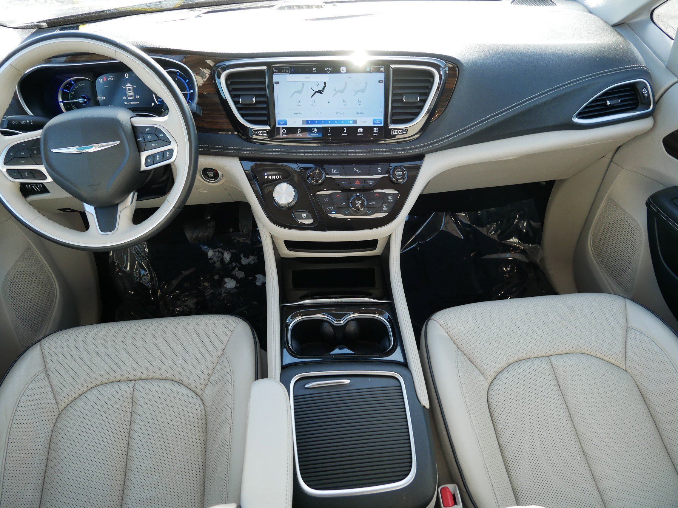 Used 2021 Chrysler Pacifica Limited image 10