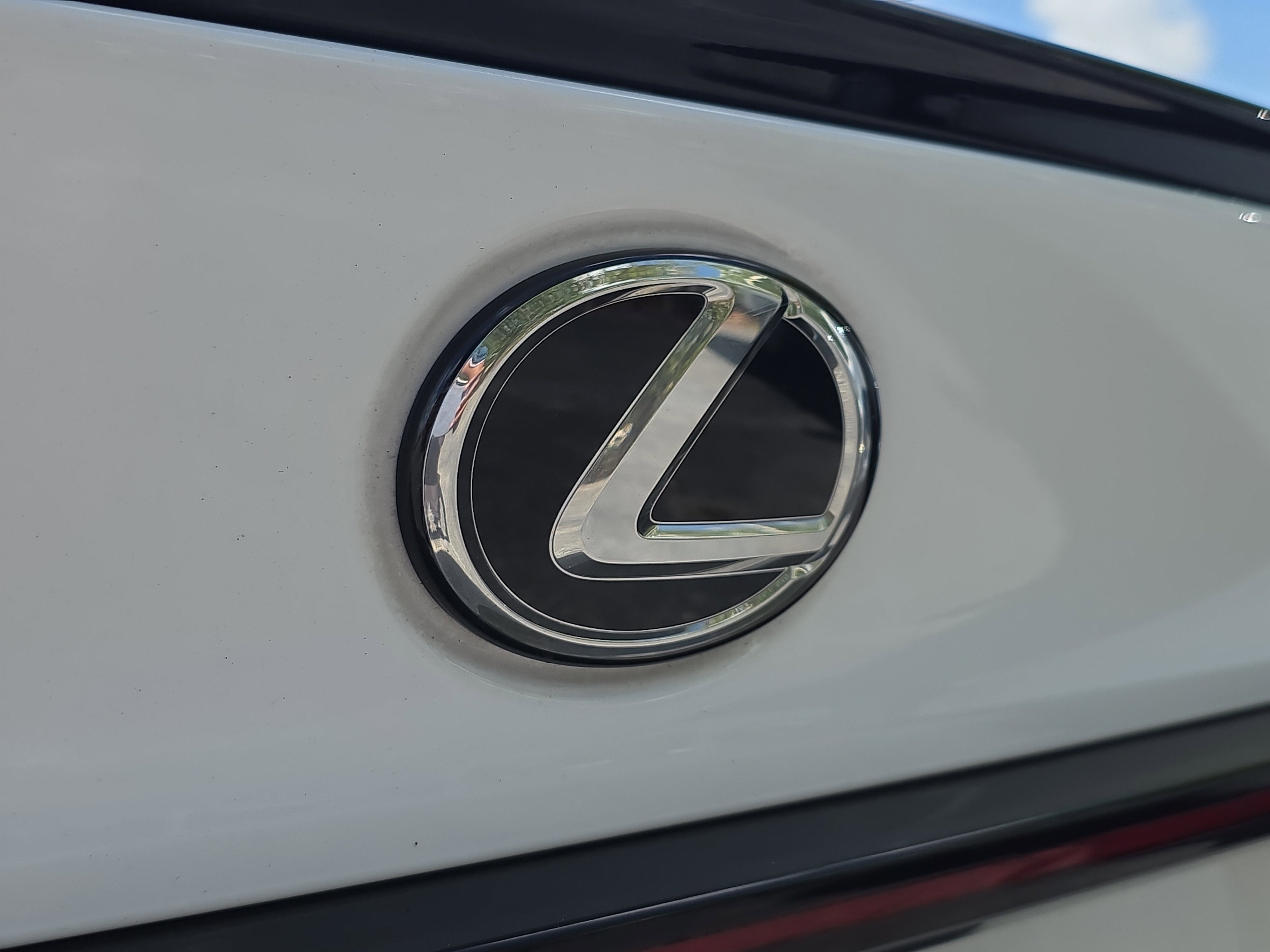 Used 2023 Lexus IS 350 F Sport w/ Navigation Package image 9