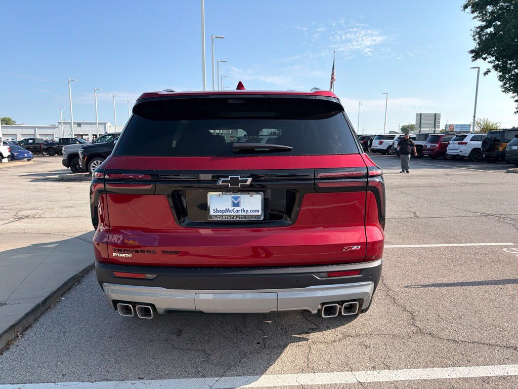 New 2027 Chevrolet Traverse Z71 w/ Enhanced Driving Package AWD/4WD image 4