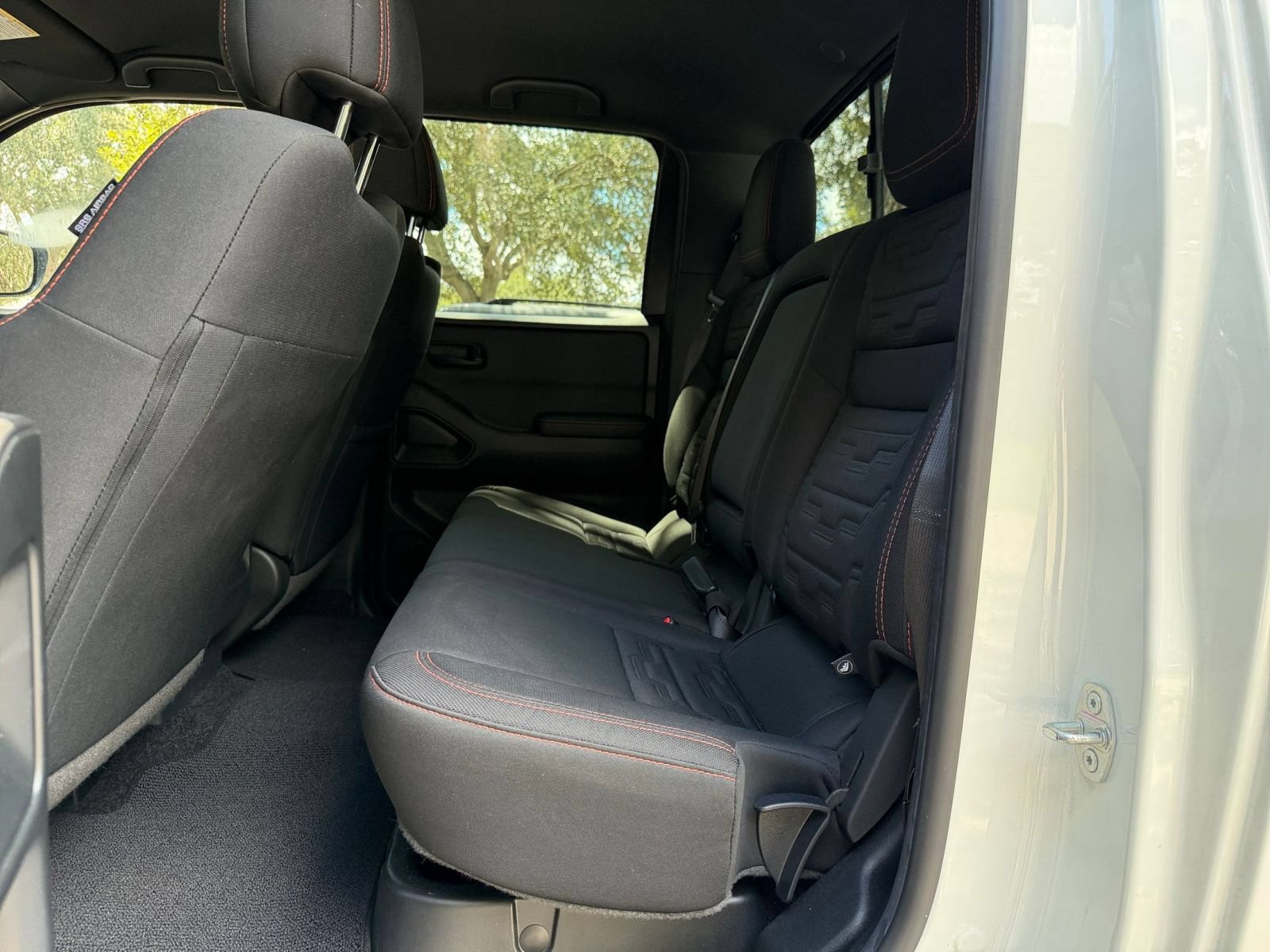 Used 2026 Nissan Frontier PRO-4X AWD/4WD image 24