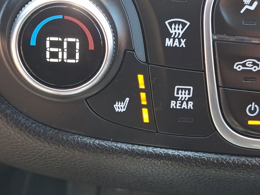 Used 2019 Chevrolet Equinox LT FWD image 24