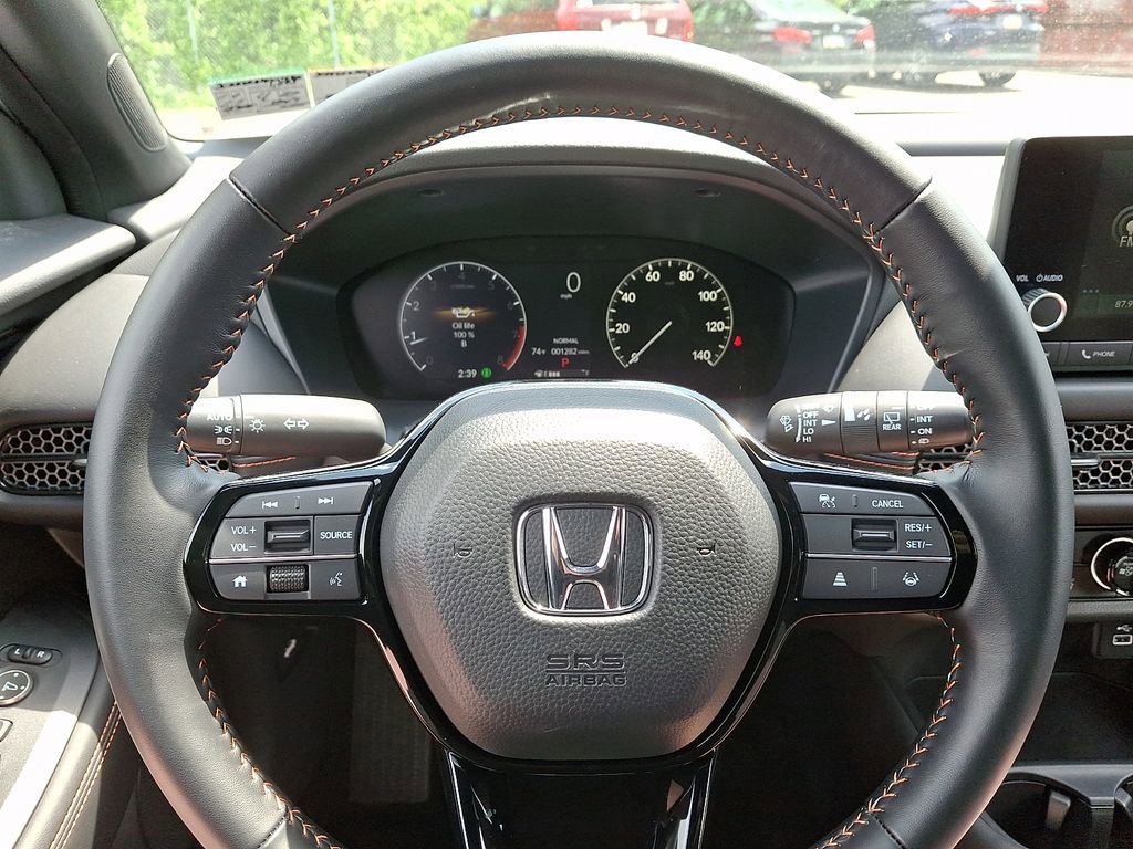 Used 2025 Honda HR-V Sport image 18