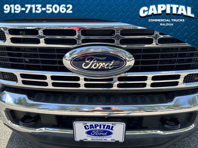 New 2024 Ford F550 4x4 Regular Cab Super Duty image 10