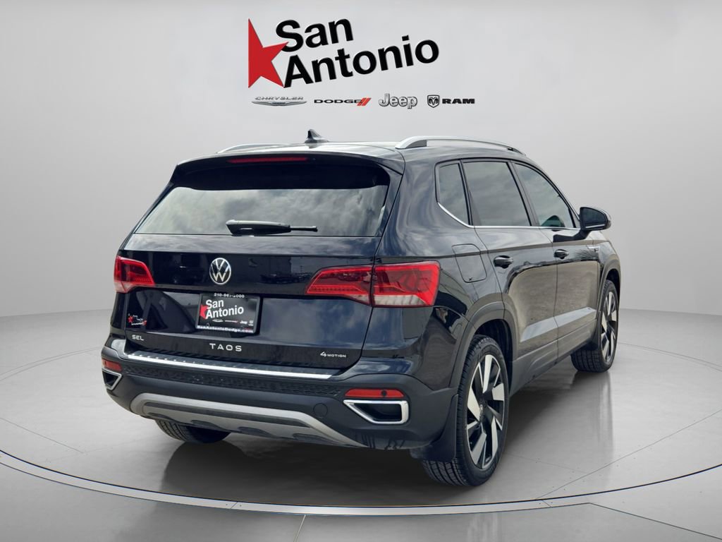 Used 2024 Volkswagen Taos SEL image 8