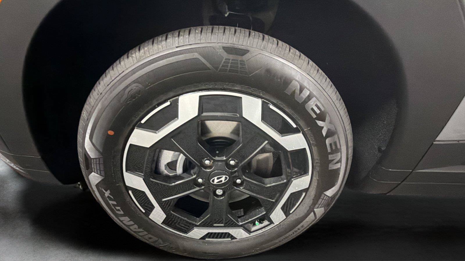 New 2026 Hyundai Santa Fe SE FWD image 24