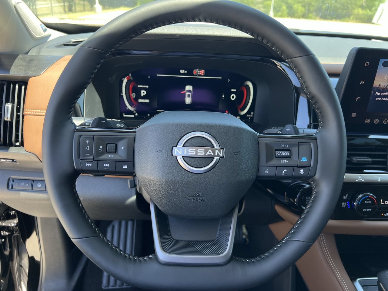 New 2026 Nissan Pathfinder Platinum FWD image 9