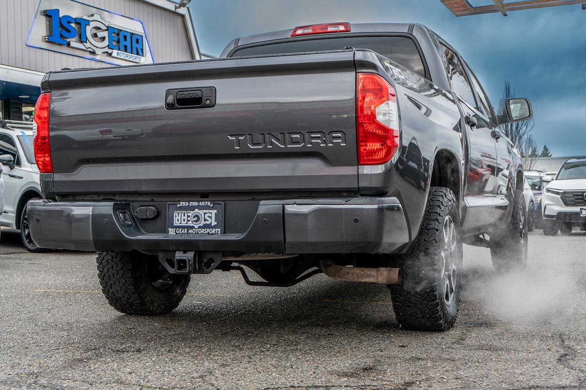 Used 2018 Toyota Tundra SR5 image 3