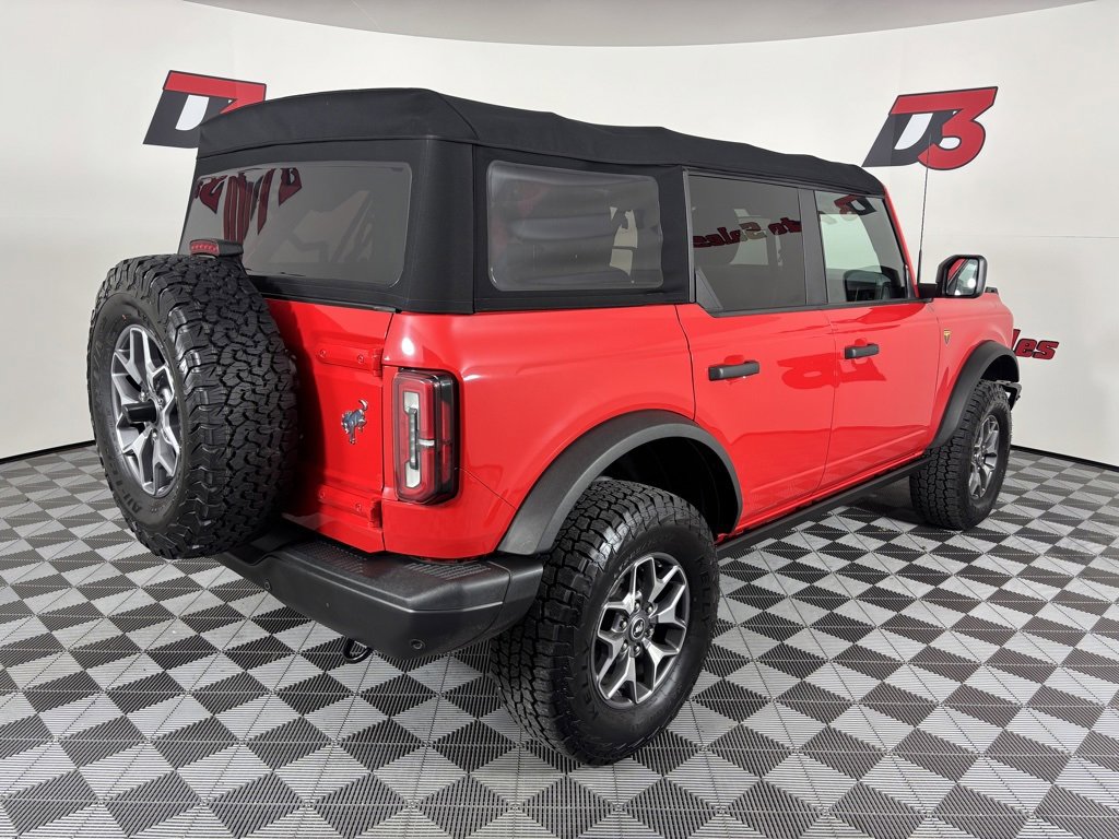 Used 2022 Ford Bronco Badlands image 6