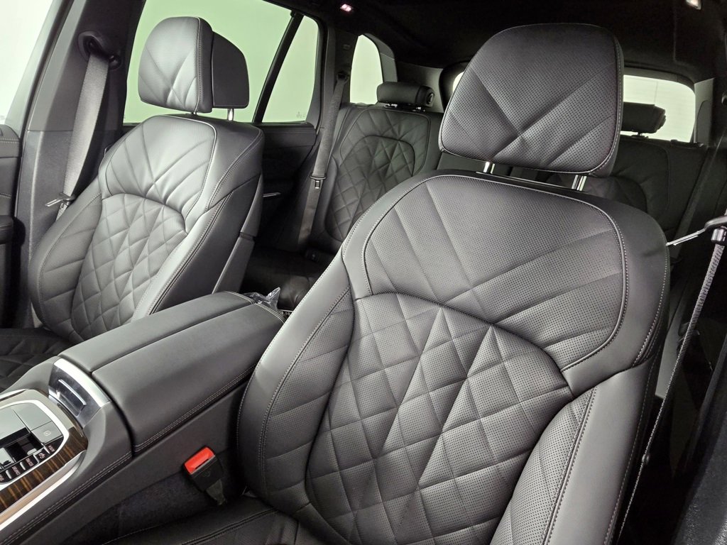 New 2026 BMW X5 xDrive40i w/ M Sport Package image 14