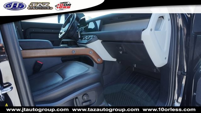 Used 2023 Land Rover Defender 110 X-Dynamic SE AWD/4WD image 17