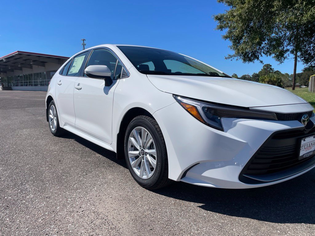 New 2027 Toyota Corolla XLE FWD image 9