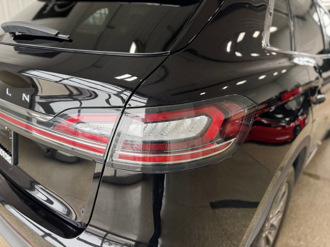 Used 2021 Lincoln Nautilus Reserve image 19