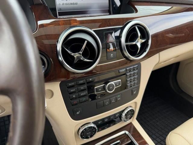 Used 2014 Mercedes-Benz GLK 350 4MATIC image 35