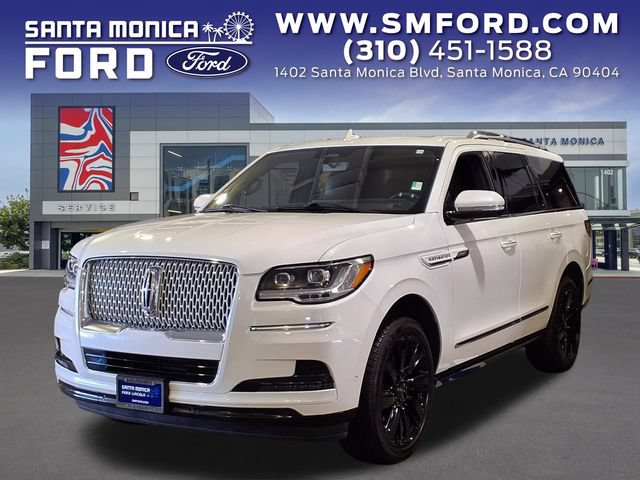 Used 2023 Lincoln Navigator Reserve AWD/4WD video 1
