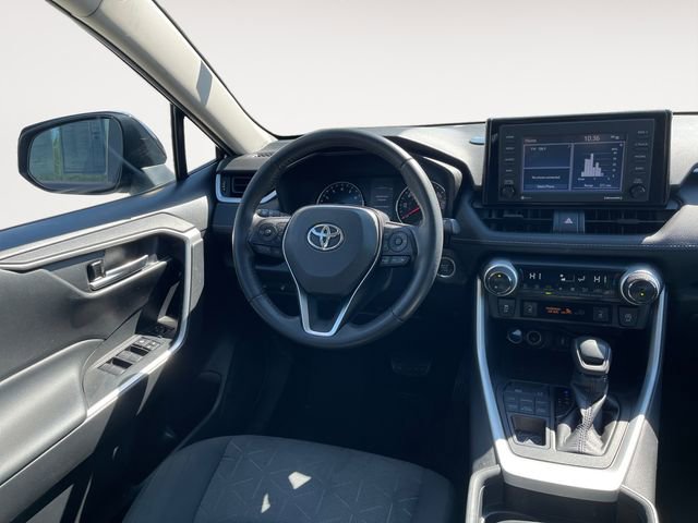 Used 2021 Toyota RAV4 XLE w/ XLE Grade Weather Package AWD/4WD image 11