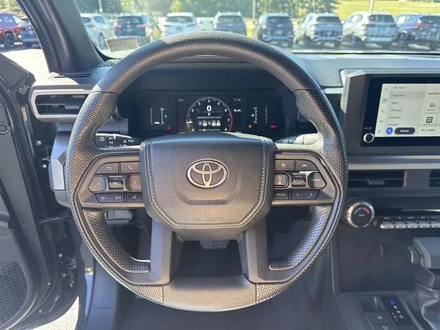 Used 2025 Toyota Tacoma SR5 RWD image 10