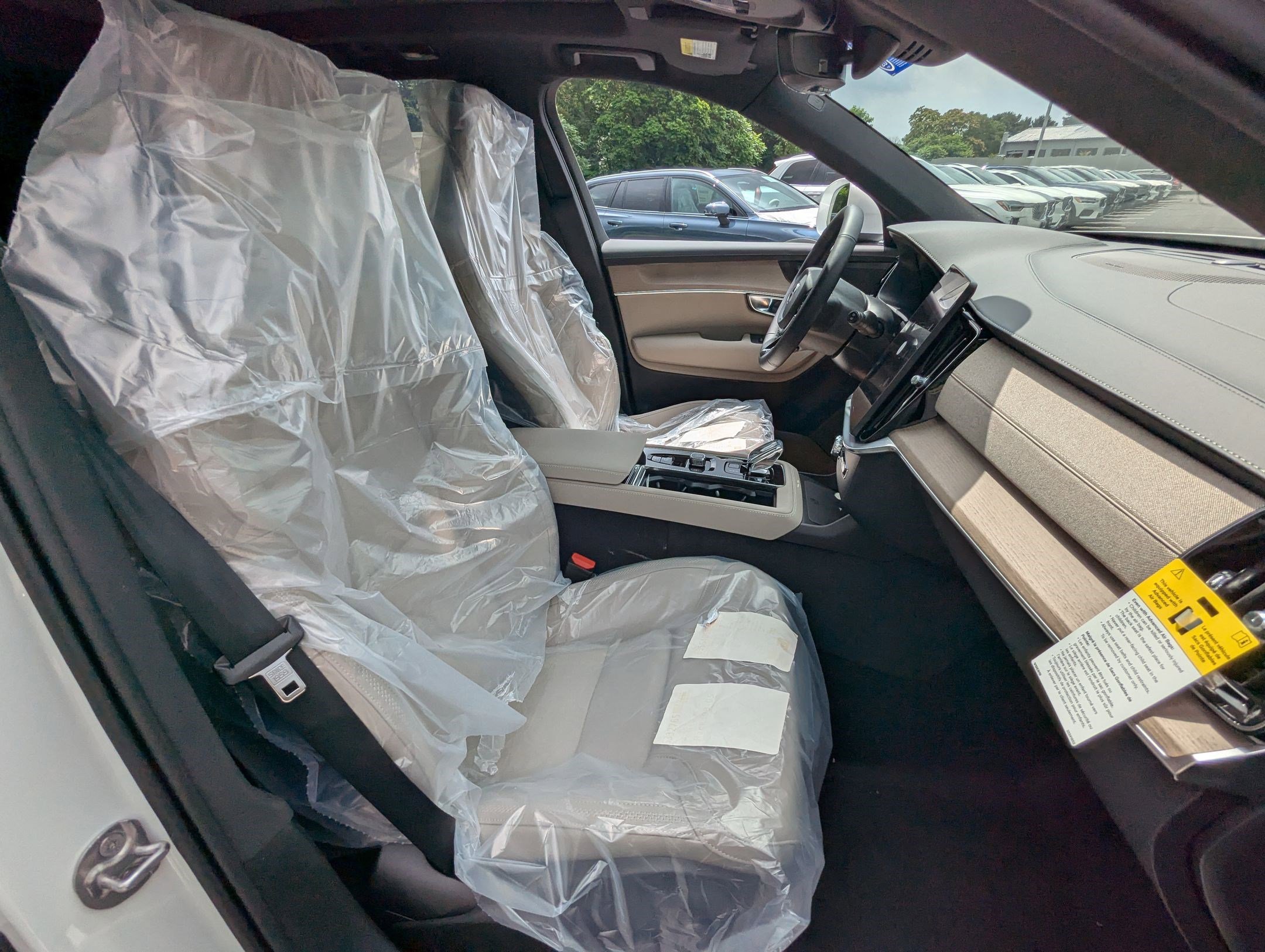 New 2026 Volvo XC90 B6 Plus image 23