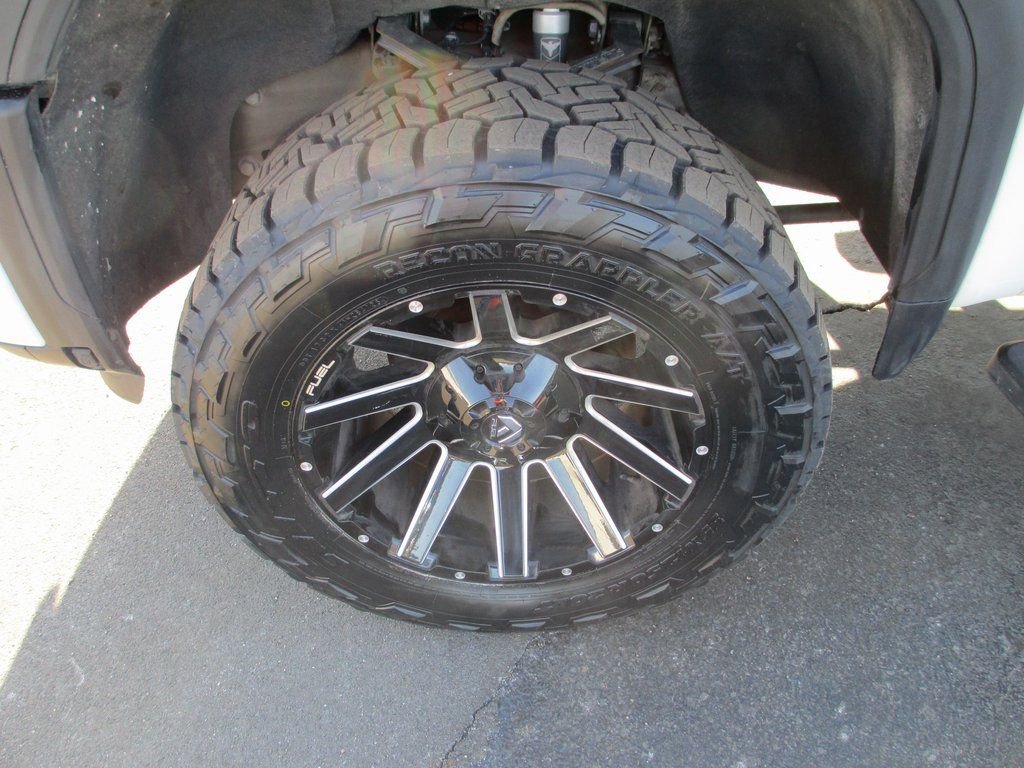 Used 2024 GMC Sierra 3500 Denali w/ Denali Reserve Package image 14