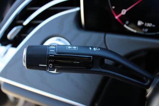 New 2026 Mercedes-Benz E 350 4MATIC Sedan image 17