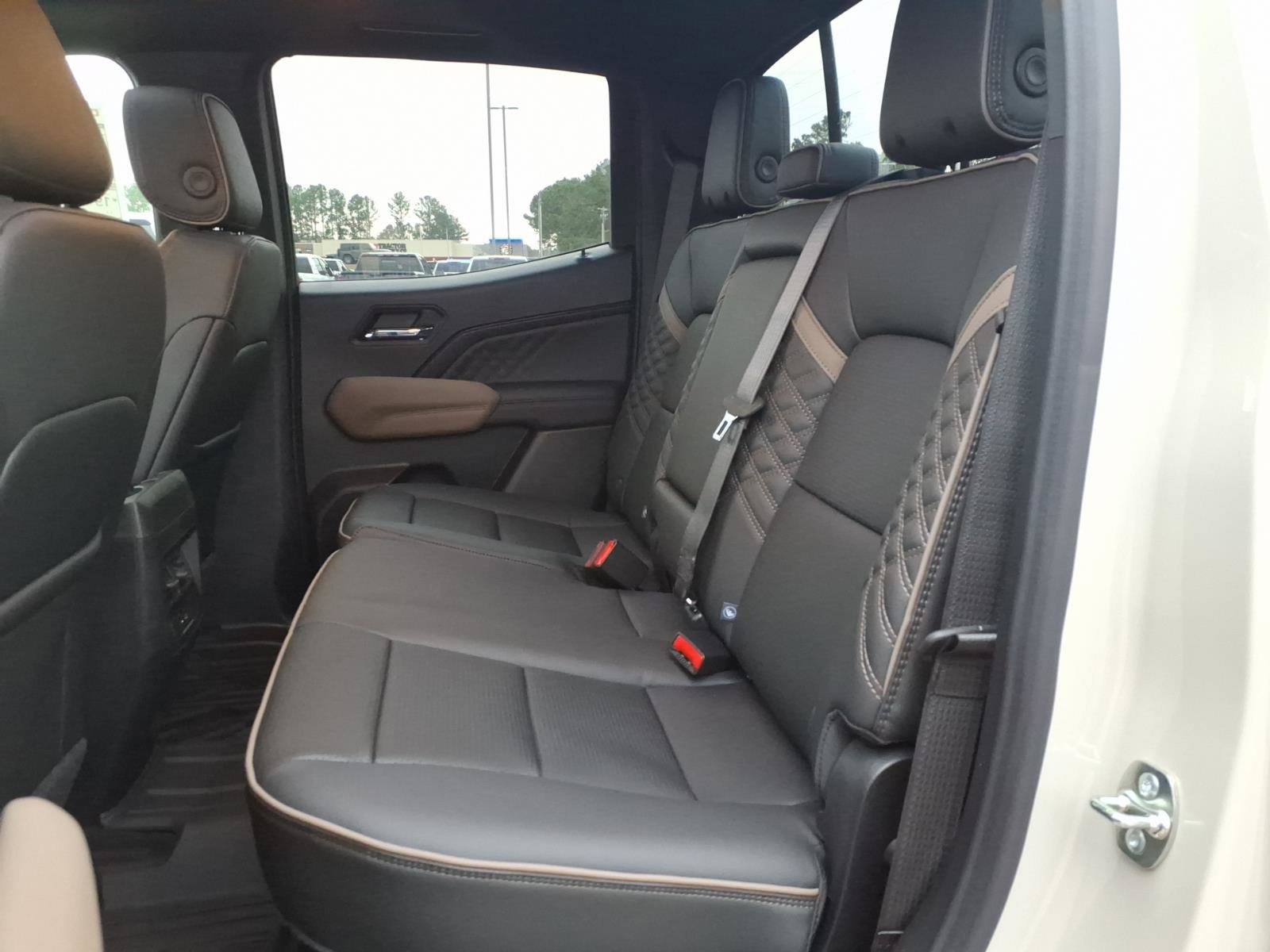 New 2026 GMC Canyon Denali image 22