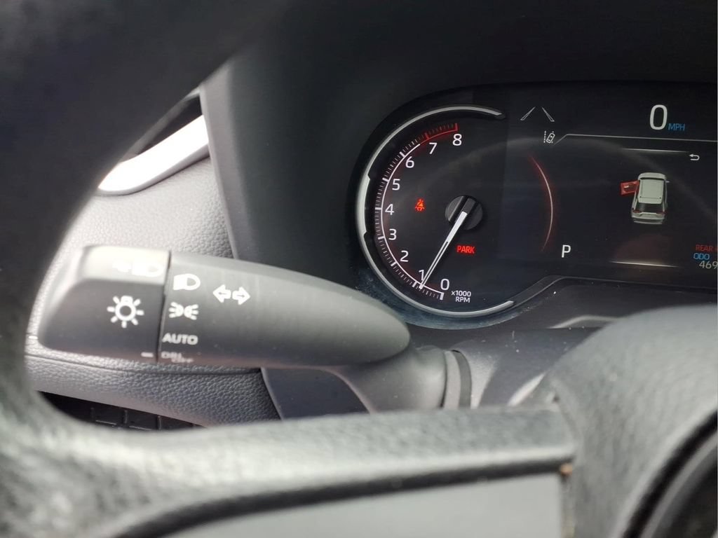 Used 2024 Toyota RAV4 XLE AWD/4WD image 15