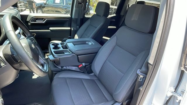 Used 2023 Chevrolet Silverado 1500 LT AWD/4WD image 11