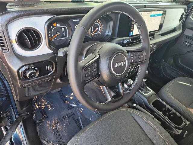 Used 2025 Jeep Wrangler Sport AWD/4WD image 10