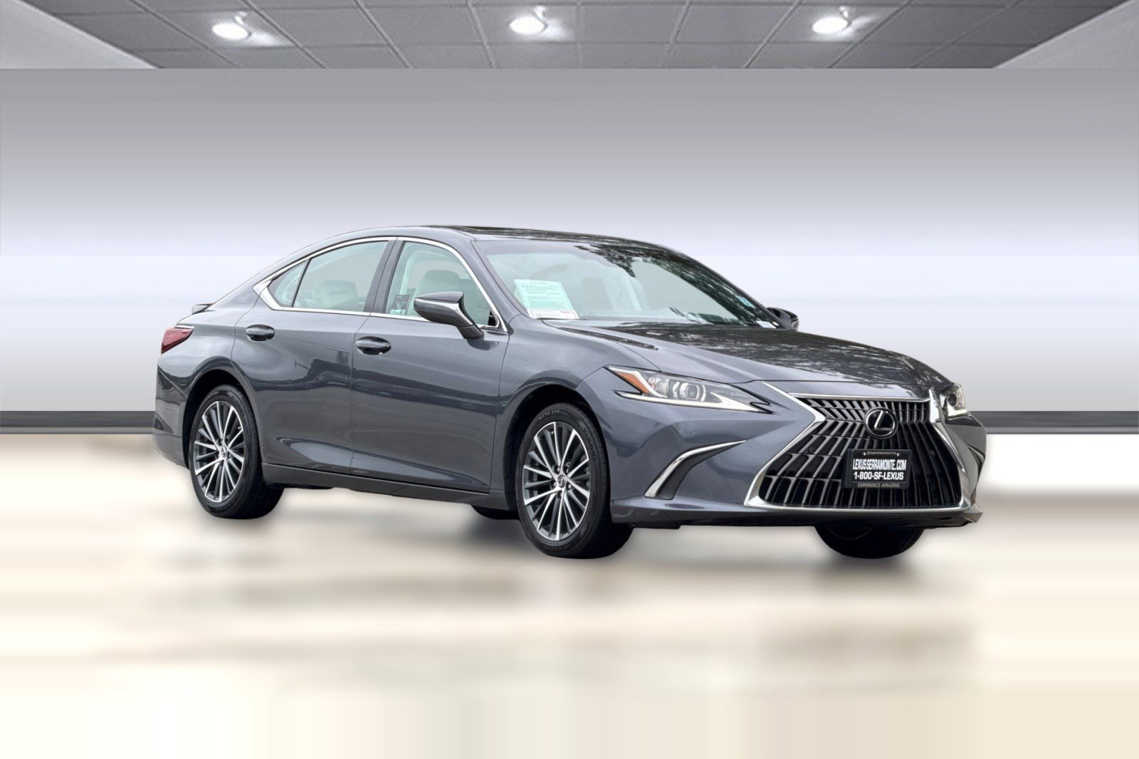 Used 2025 Lexus ES 300h w/ Premium Package FWD image 6