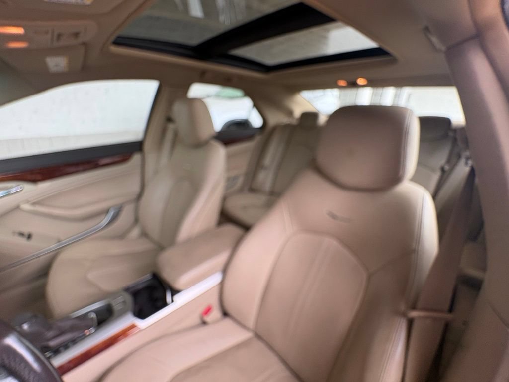 Used 2008 Cadillac CTS 3.6 w/ Luxury Level Two Package RWD image 2