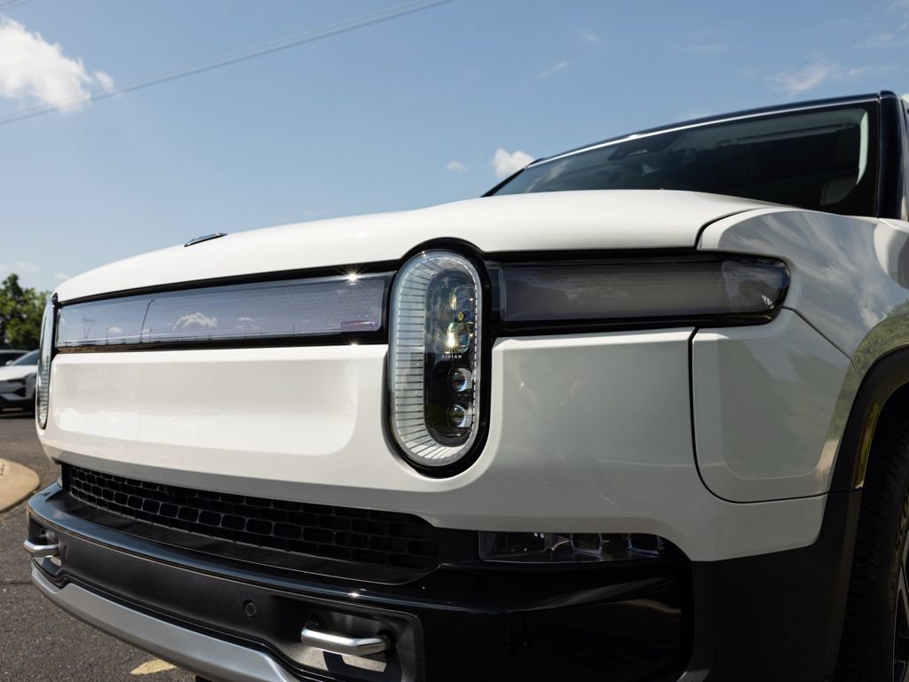 Used 2023 Rivian R1S Launch Edition AWD/4WD image 12