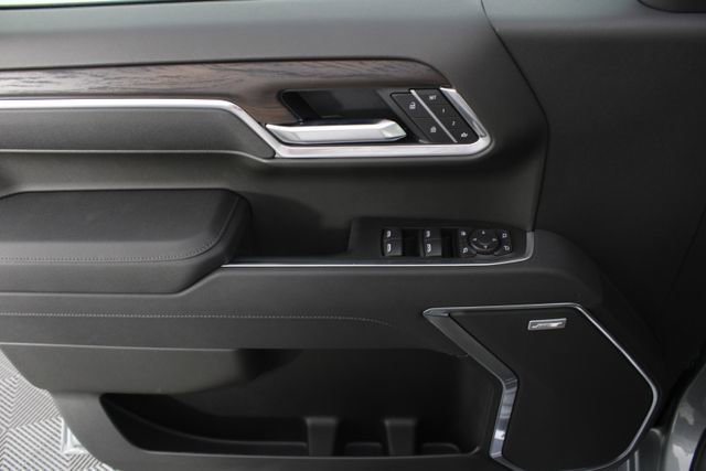 New 2026 GMC Sierra 1500 SLT image 14