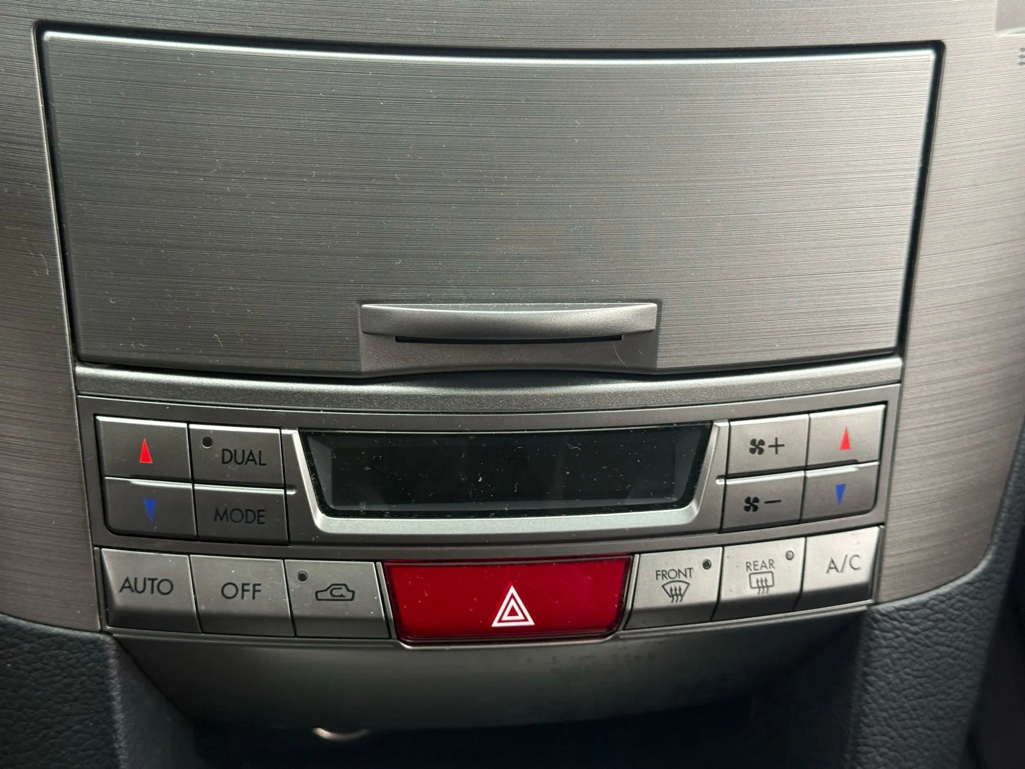 Used 2012 Subaru Outback 2.5i Limited w/ Moonroof Pkg image 29