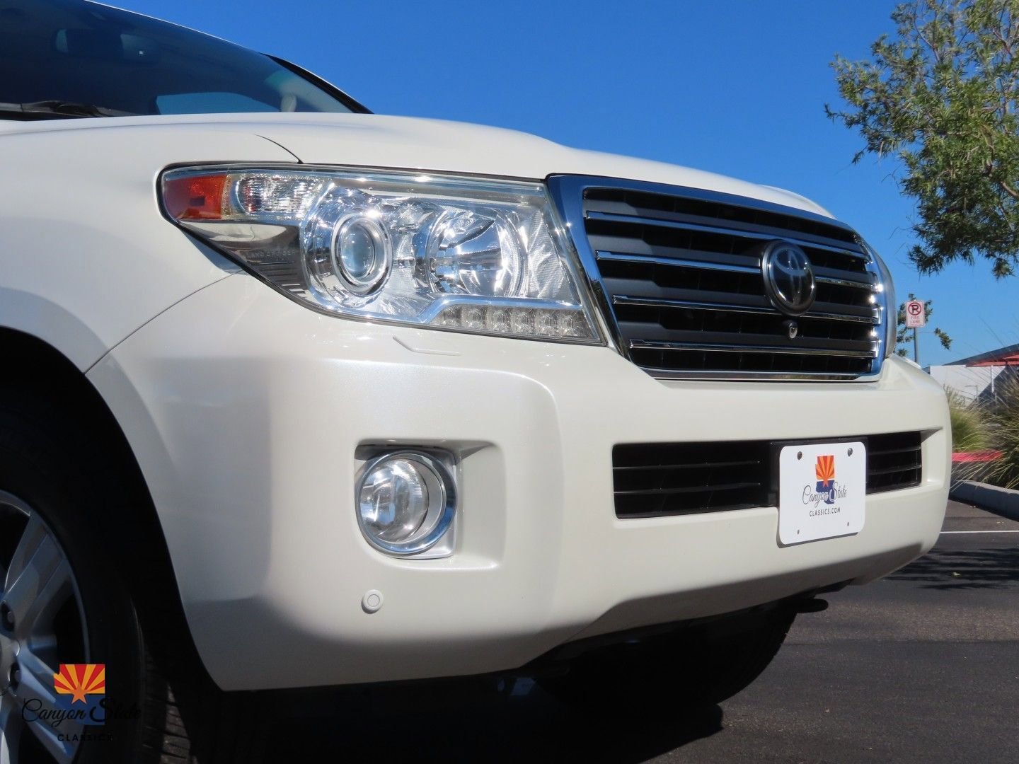 Used 2014 Toyota Land Cruiser image 29
