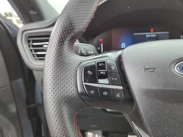 Used 2024 Ford Escape ST-Line w/ Tech Pack #1 FWD image 24
