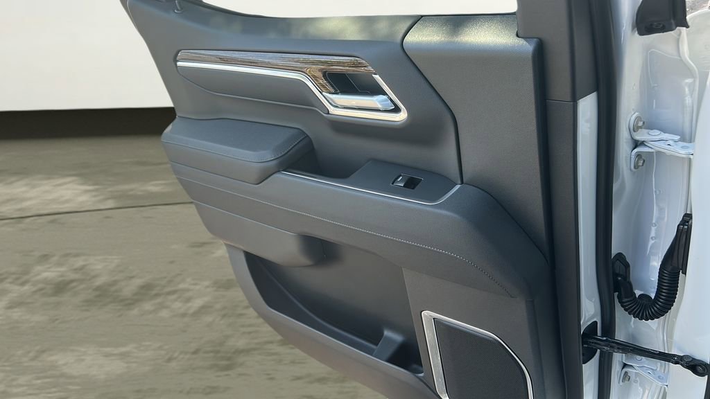 New 2026 GMC Sierra 1500 SLE image 22