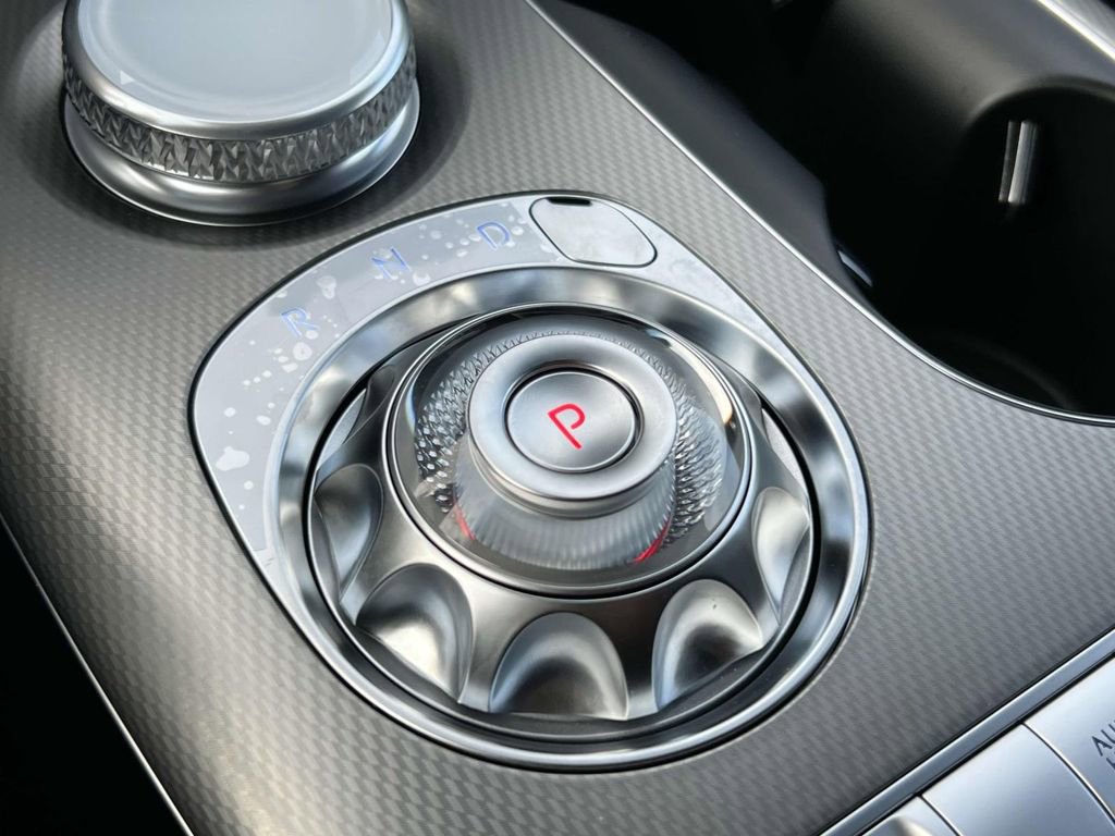New 2025 Genesis GV60 Advanced AWD/4WD image 32