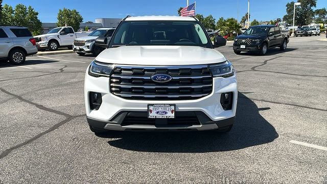 New 2026 Ford Explorer Active w/ Active Comfort Package RWD image 8
