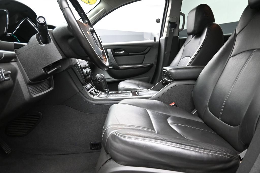 Used 2017 Chevrolet Traverse LT AWD/4WD image 15