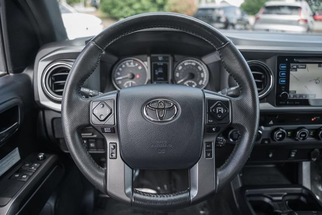 Used 2018 Toyota Tacoma TRD Off-Road w/ Four Season Floor Mat Package AWD/4WD image 31
