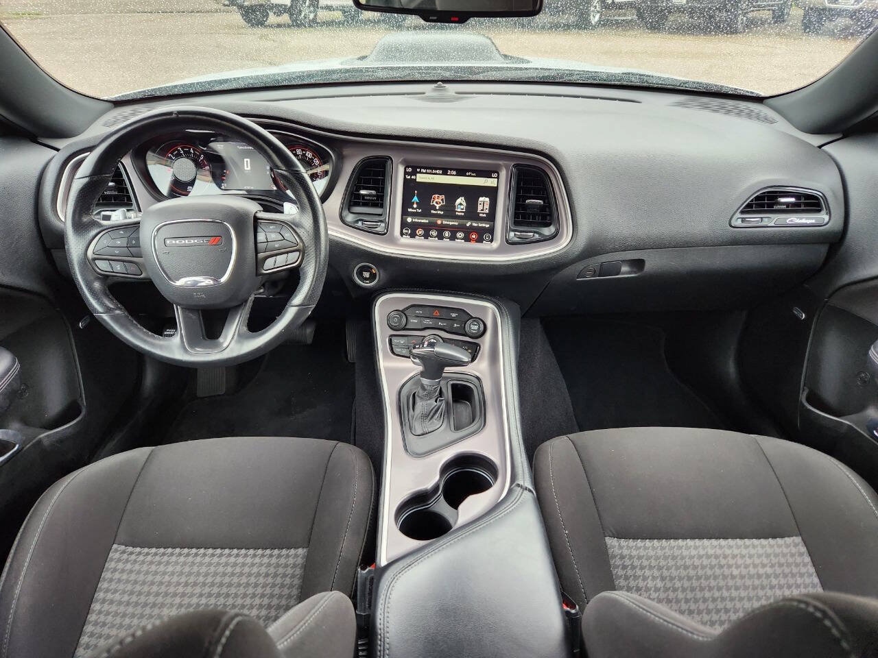 Used 2022 Dodge Challenger GT w/ Blacktop Package AWD/4WD image 4