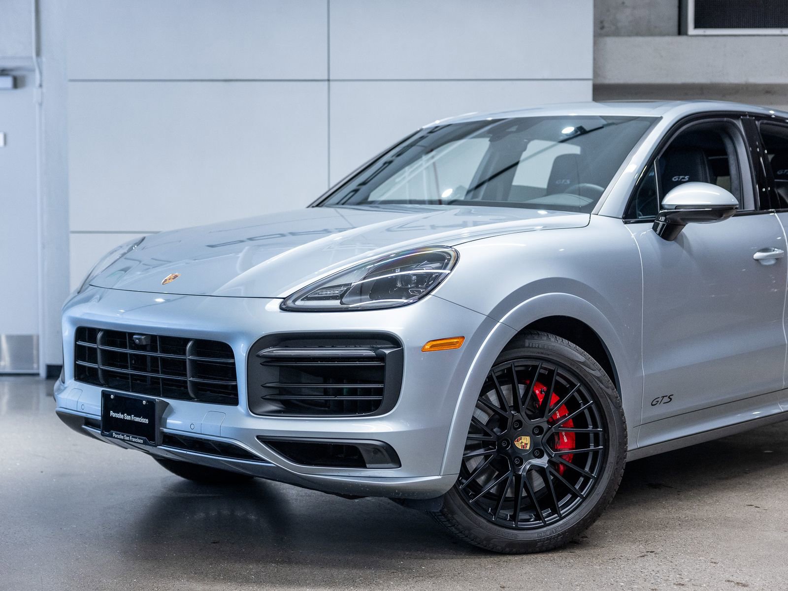 Certified 2023 Porsche Cayenne GTS AWD/4WD image 22