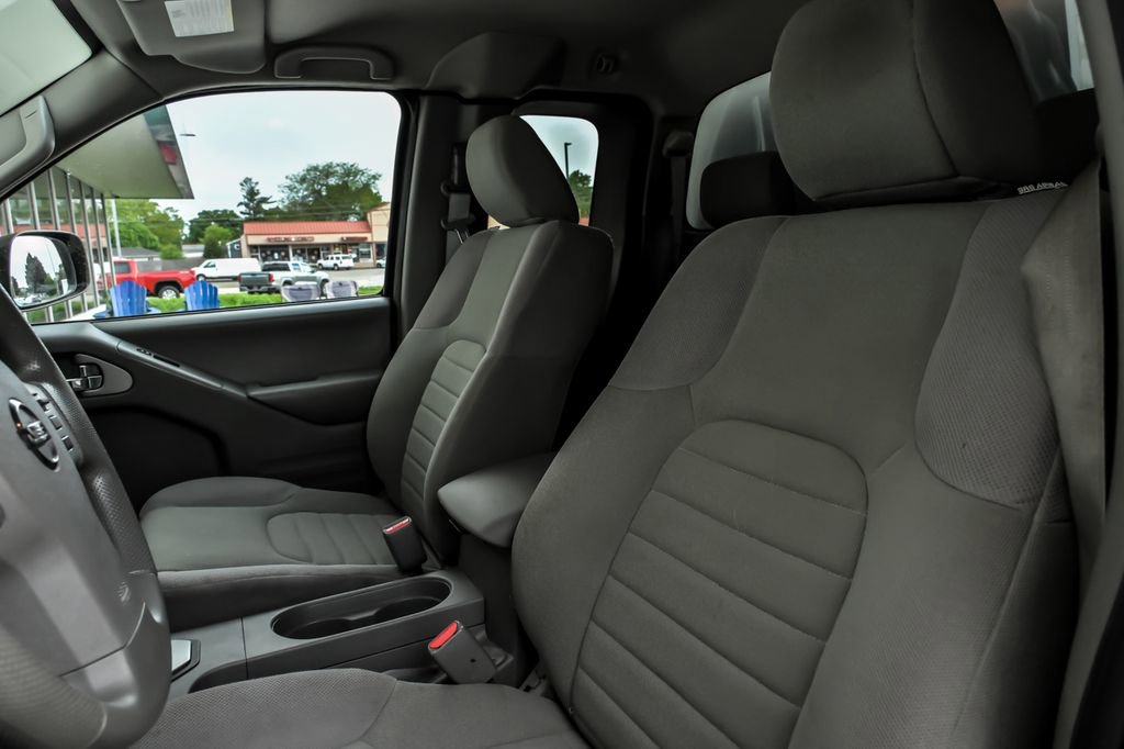 Used 2021 Nissan Frontier S RWD image 14