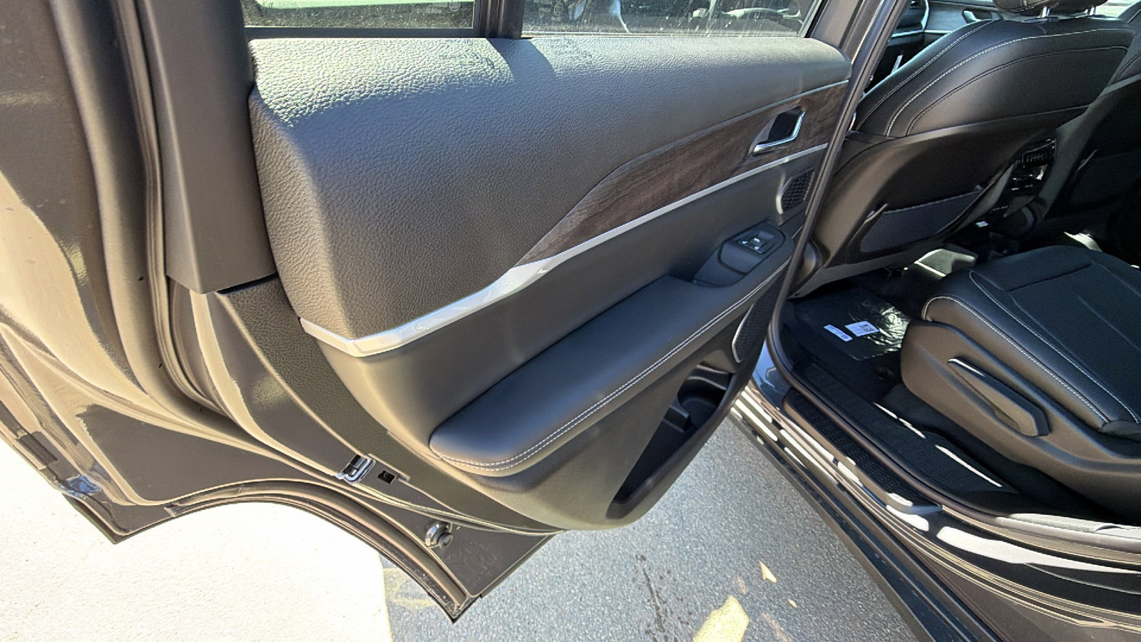 New 2026 Jeep Grand Cherokee L Limited image 20