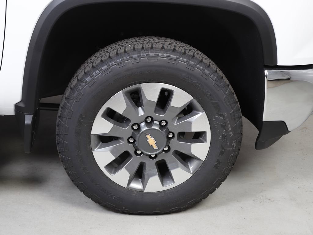 New 2026 Chevrolet Silverado 3500 LT w/ All Star Edition AWD/4WD image 6