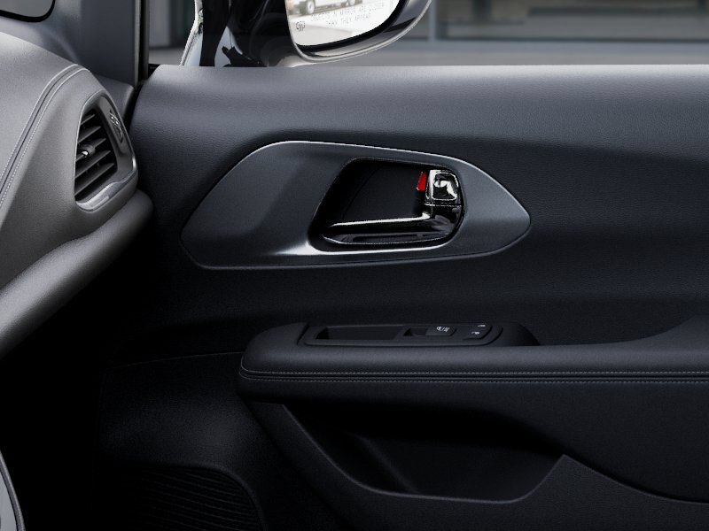 New 2027 Chrysler Pacifica Select FWD image 25