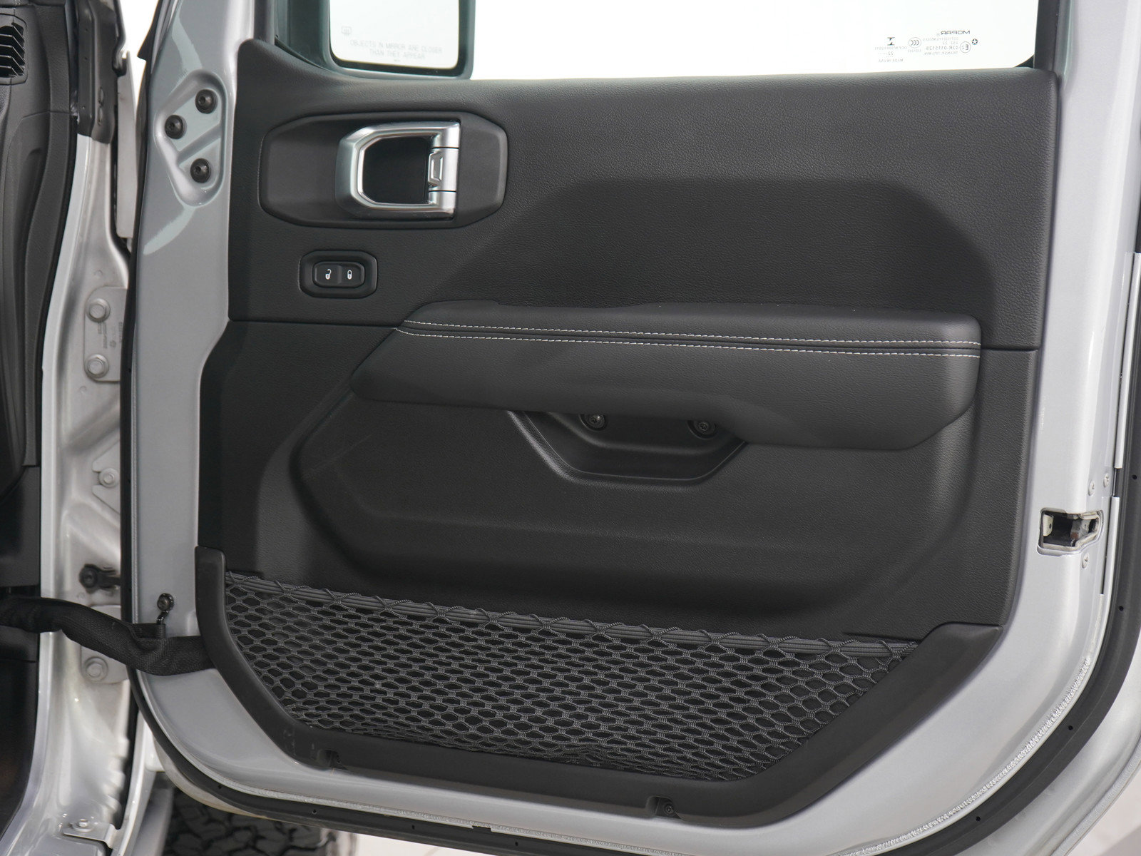 Used 2023 Jeep Wrangler Unlimited Rubicon 4xe w/ Safety Group image 10