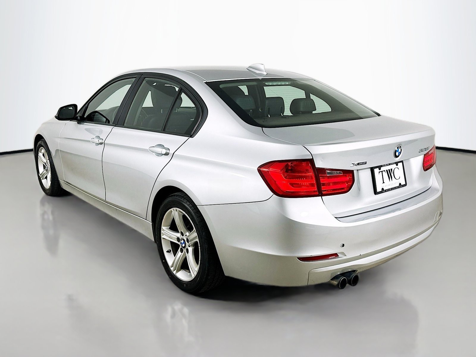 Used 2014 BMW 328i xDrive Sedan AWD/4WD image 7