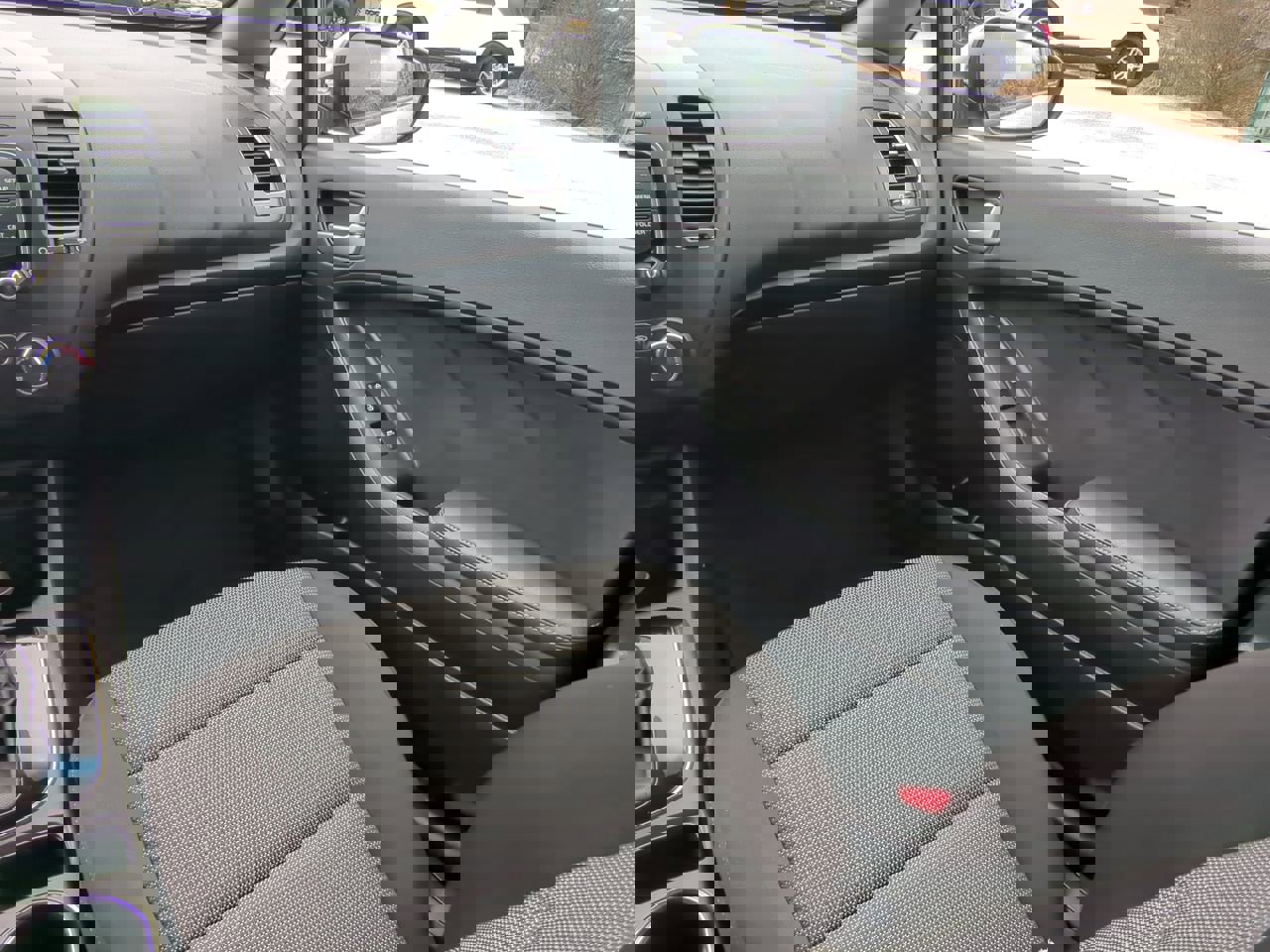 Used 2017 Kia Forte LX image 15