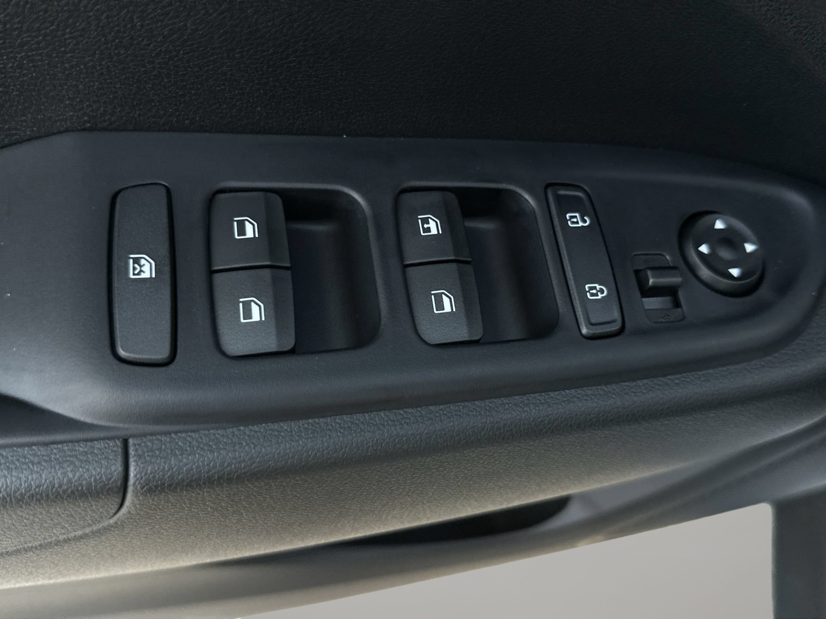 New 2026 Hyundai Venue SE FWD image 15